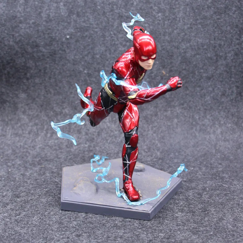 Figura Super Hero Justice League 18cm · Decoración Setup Gamer y Escritorio