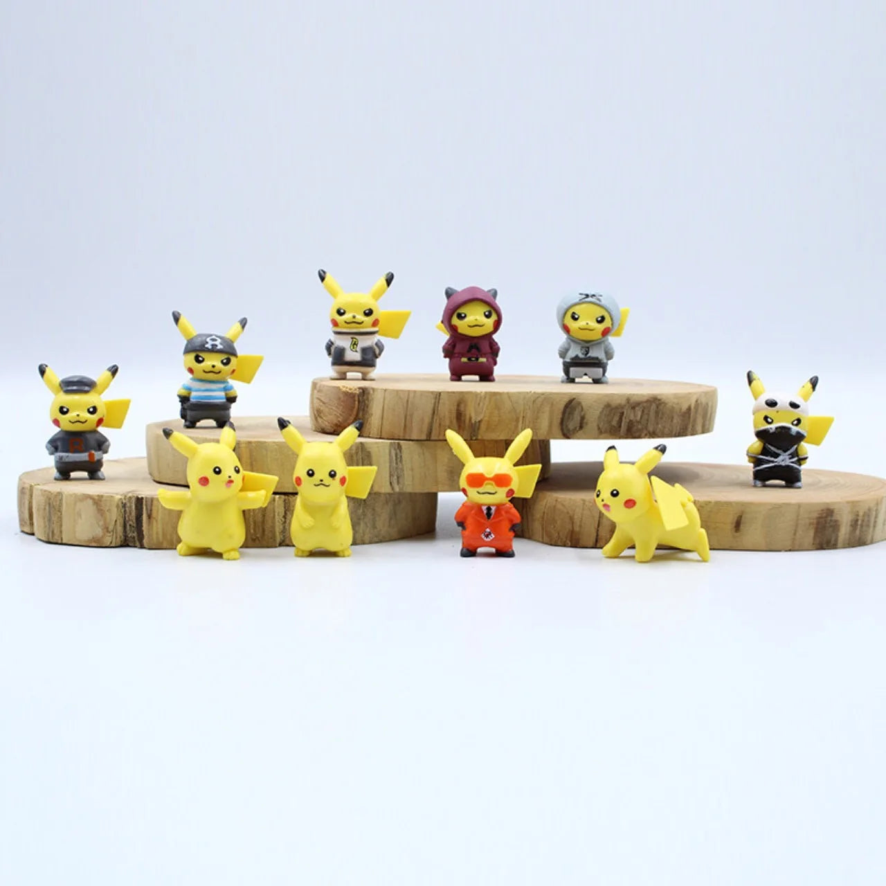 Figura movie dolls 4CM Pikachu Pokemon 4CM · Decoración Setup Gamer y Escritorio