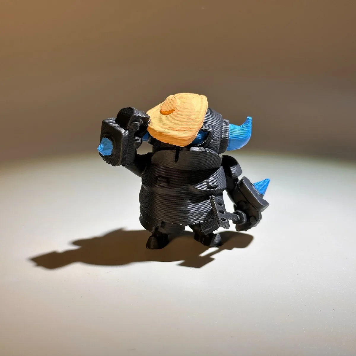 Figura Hand-Painted P.E.K.K.A. Fan-Made Printed Clash Royale · Decoración Setup Ga...